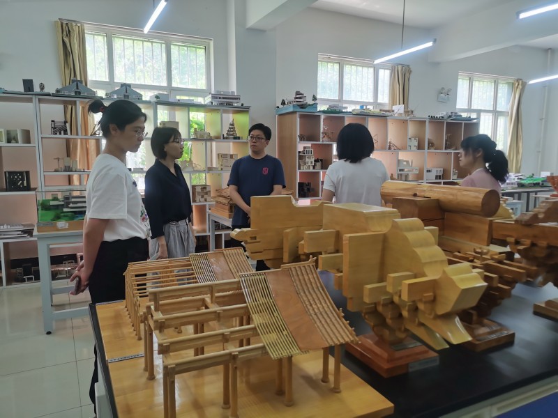 2026世界杯合作官网实验中心开展第二次实验室开放交流活动 (1)