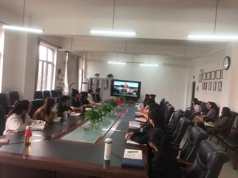 2026世界杯合作官网教工党支部组织观看影片《黄大年》